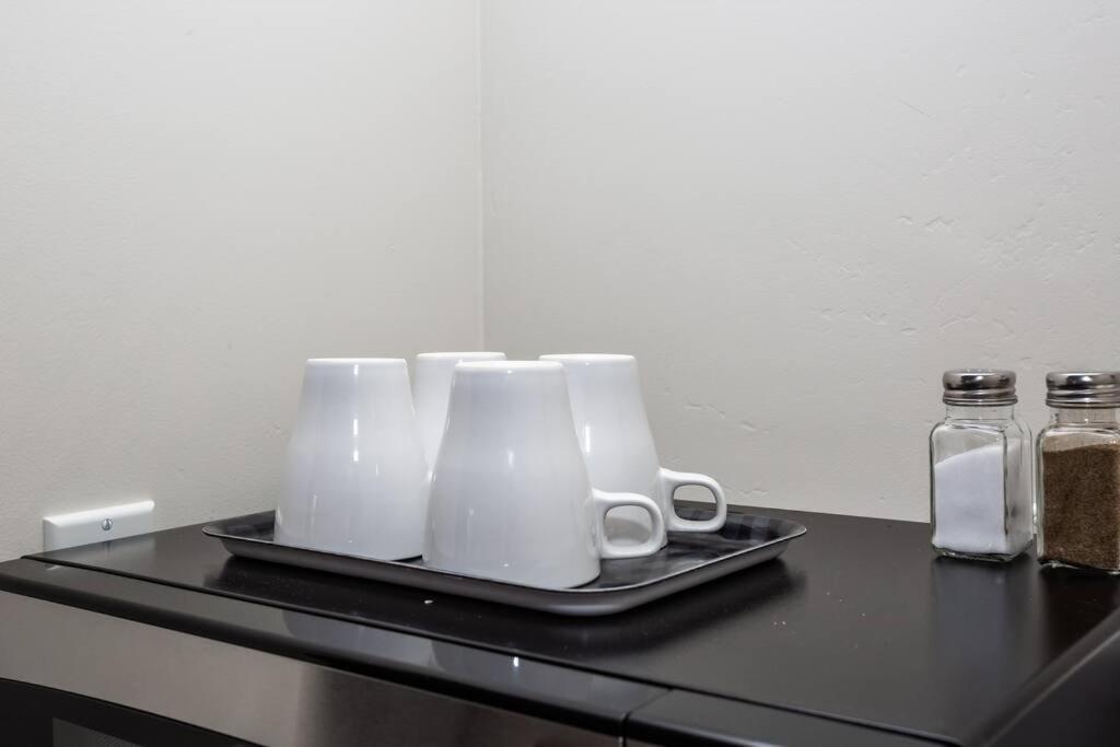 Studio With Large Balcony- San Diego Gateway Zewnętrze zdjęcie