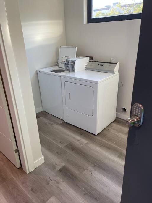 Studio With Large Balcony- San Diego Gateway Zewnętrze zdjęcie